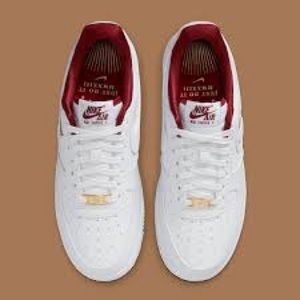 NIKE AIR FORCE 1 SPECIAL EDITION